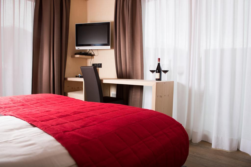 Francesin Active Hotel ลีวินโญ ภายนอก รูปภาพ